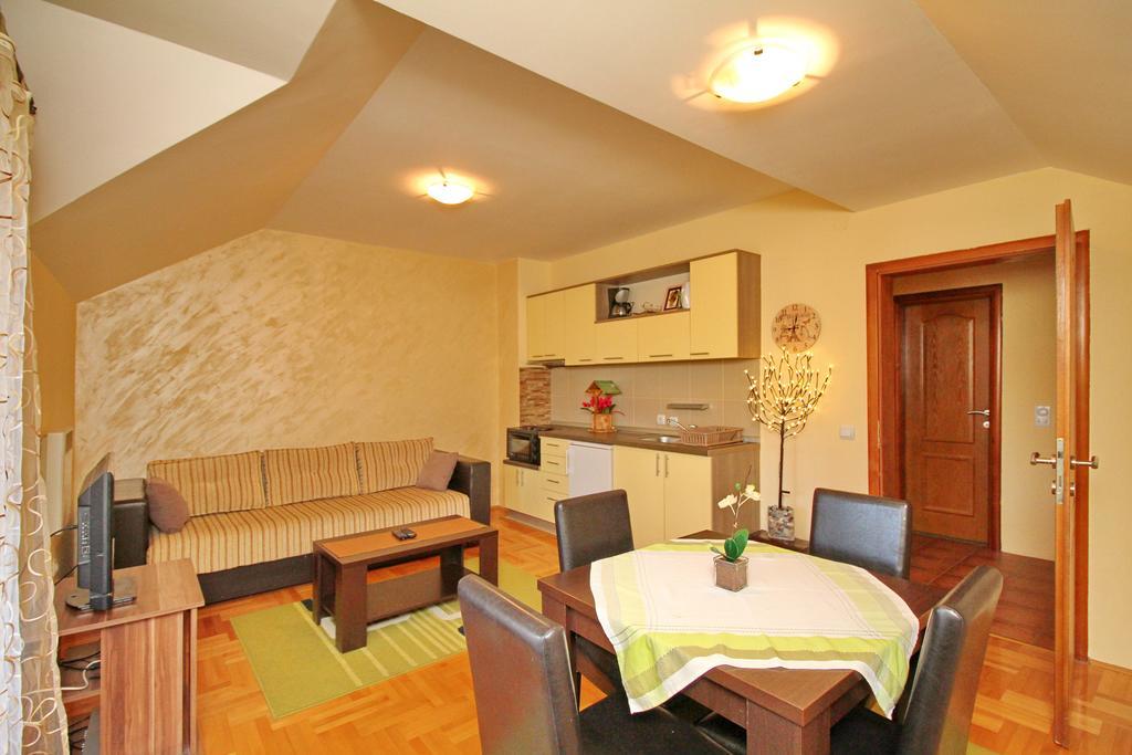 Apartments Vila Velickovic Zlatibor Eksteriør bilde